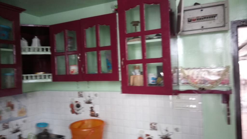Vaishnav Tours Hotel Alappuzha Kültér fotó